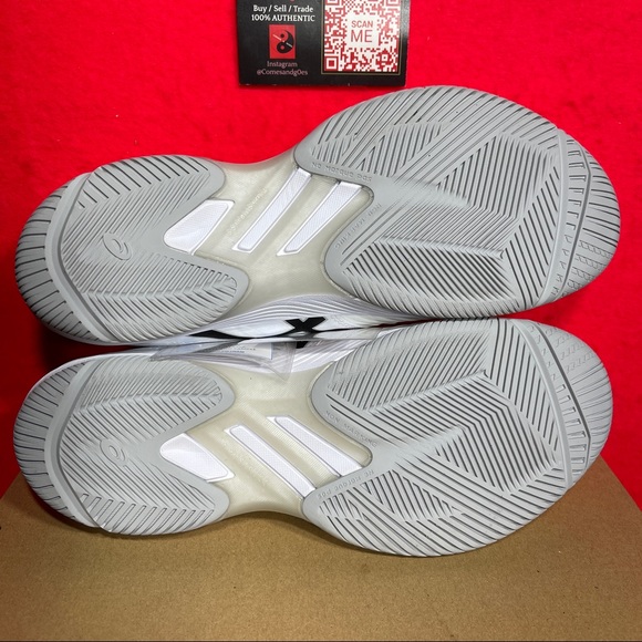 Asics Court Speed FF SAMPLE PAIR Men's Size 9 Running Shoes White Silver - Picture 12 of 12